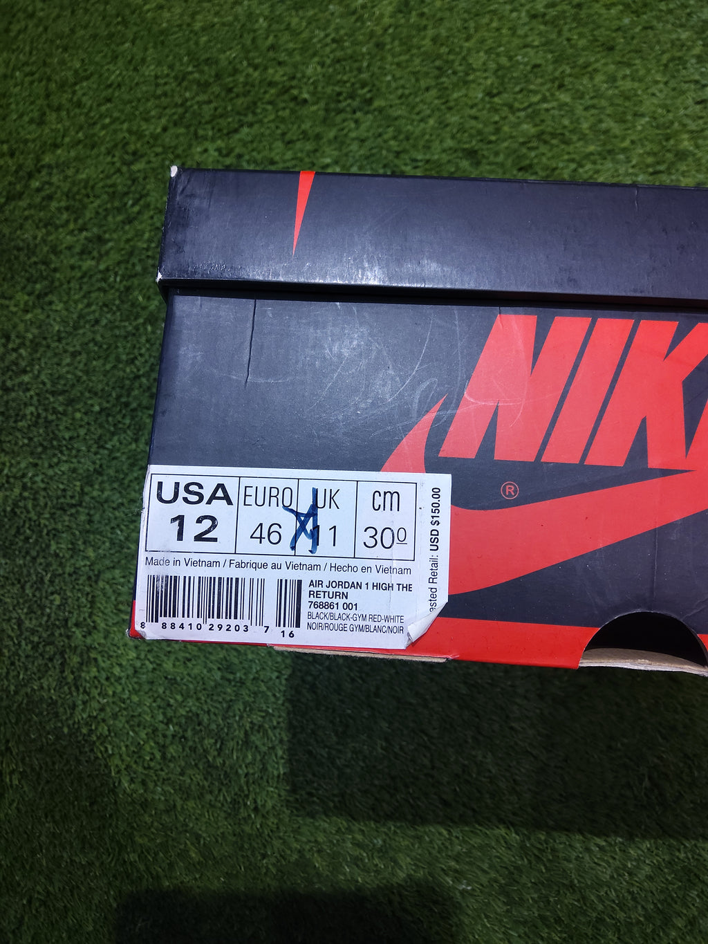 Jordan 1.5 return bred size 12 shoe