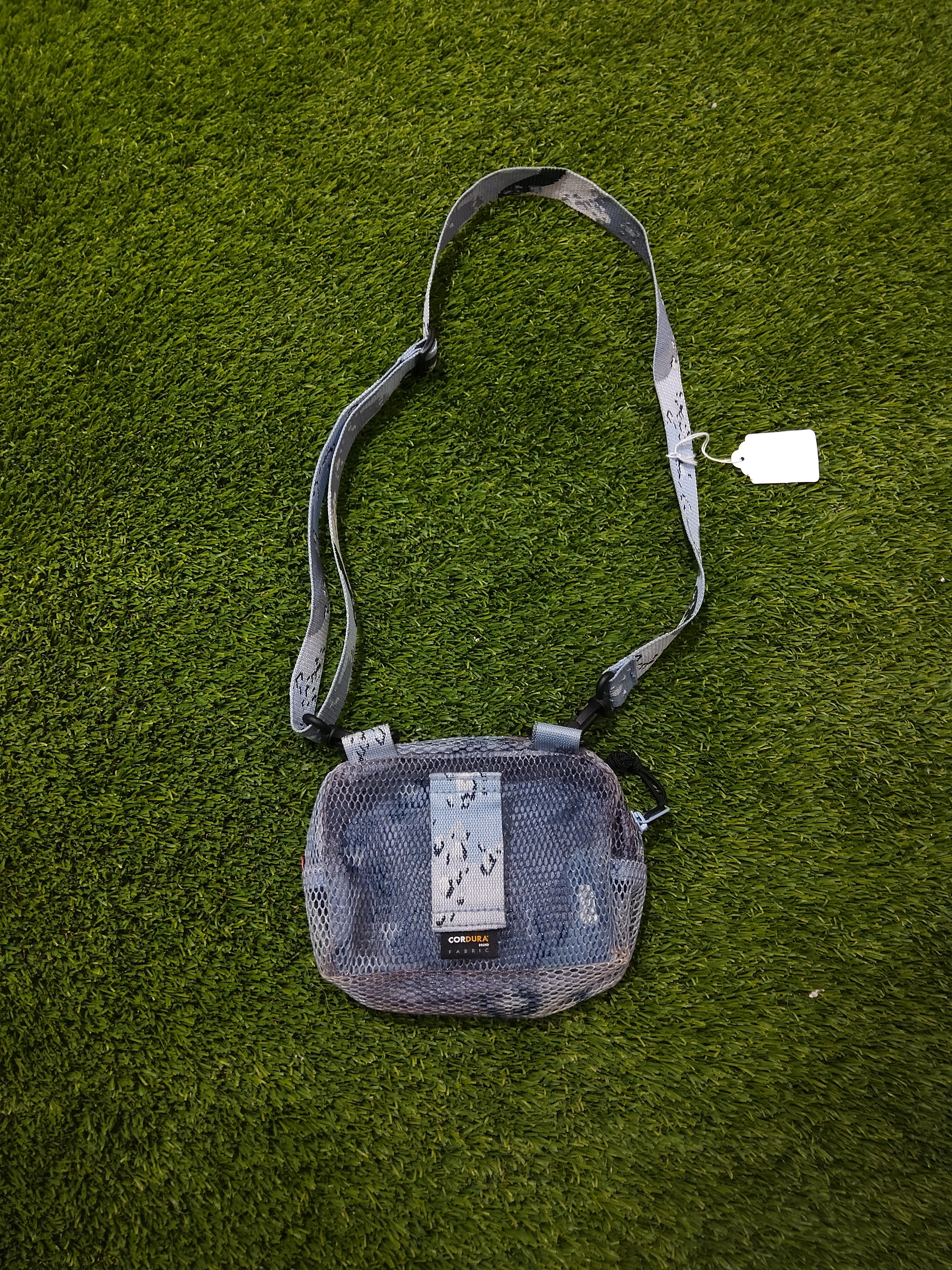 Supreme waist bag blue camo