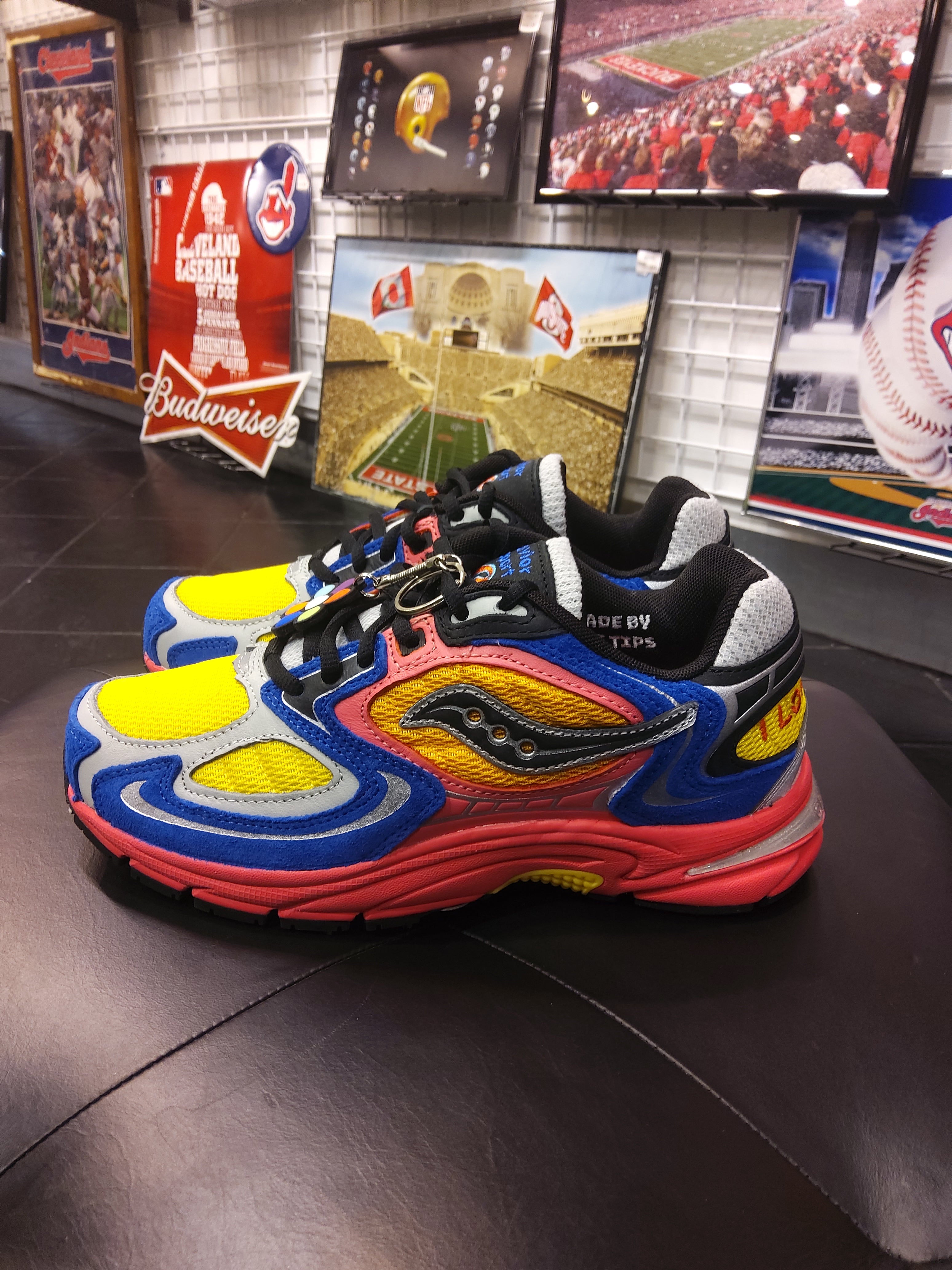 Saucony jazz 9 jae tips size 5
