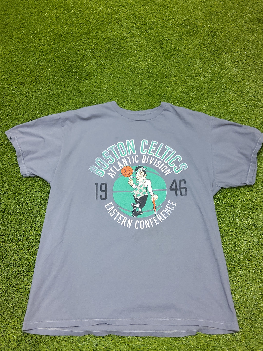 1946 Fruit of the Loom Boston Celtics Atlantic Division Eastern Conference Size M