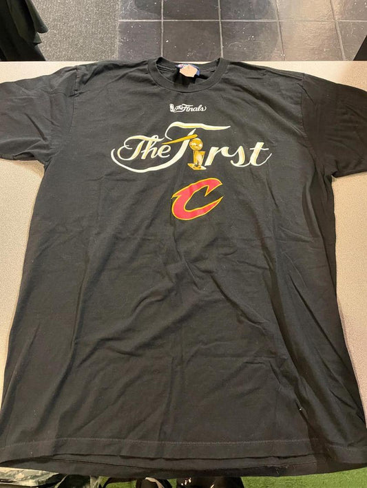 Cavs The First Tee size Large