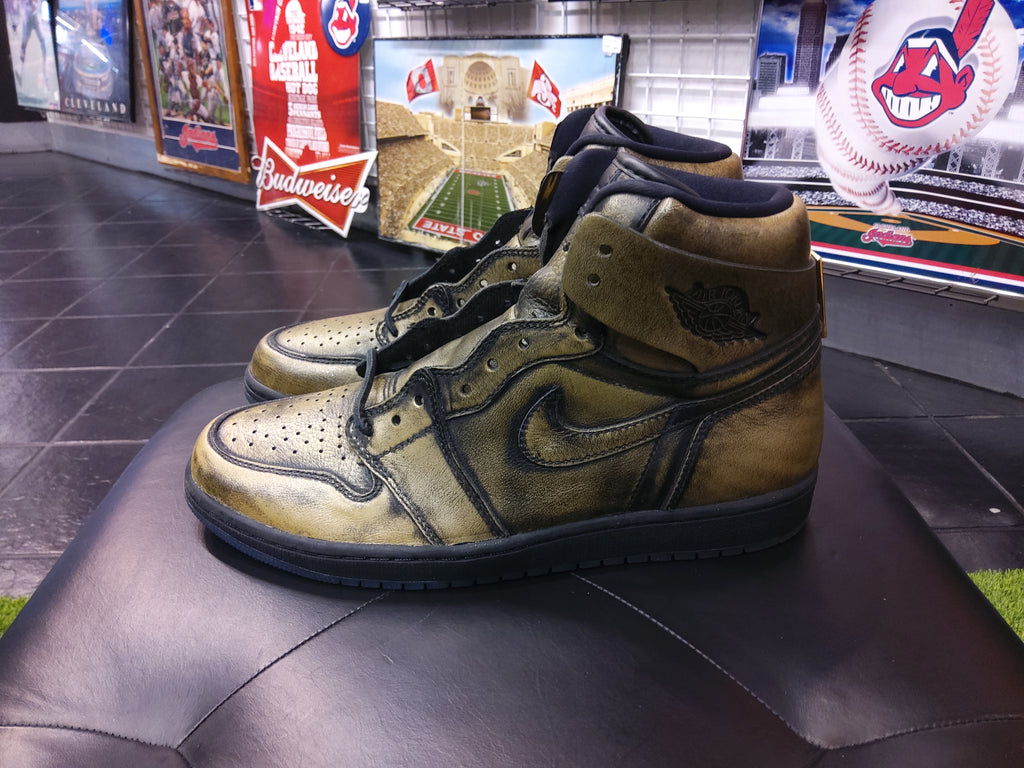 Air Jordan 1 High Wings Size 10 Men Shoes