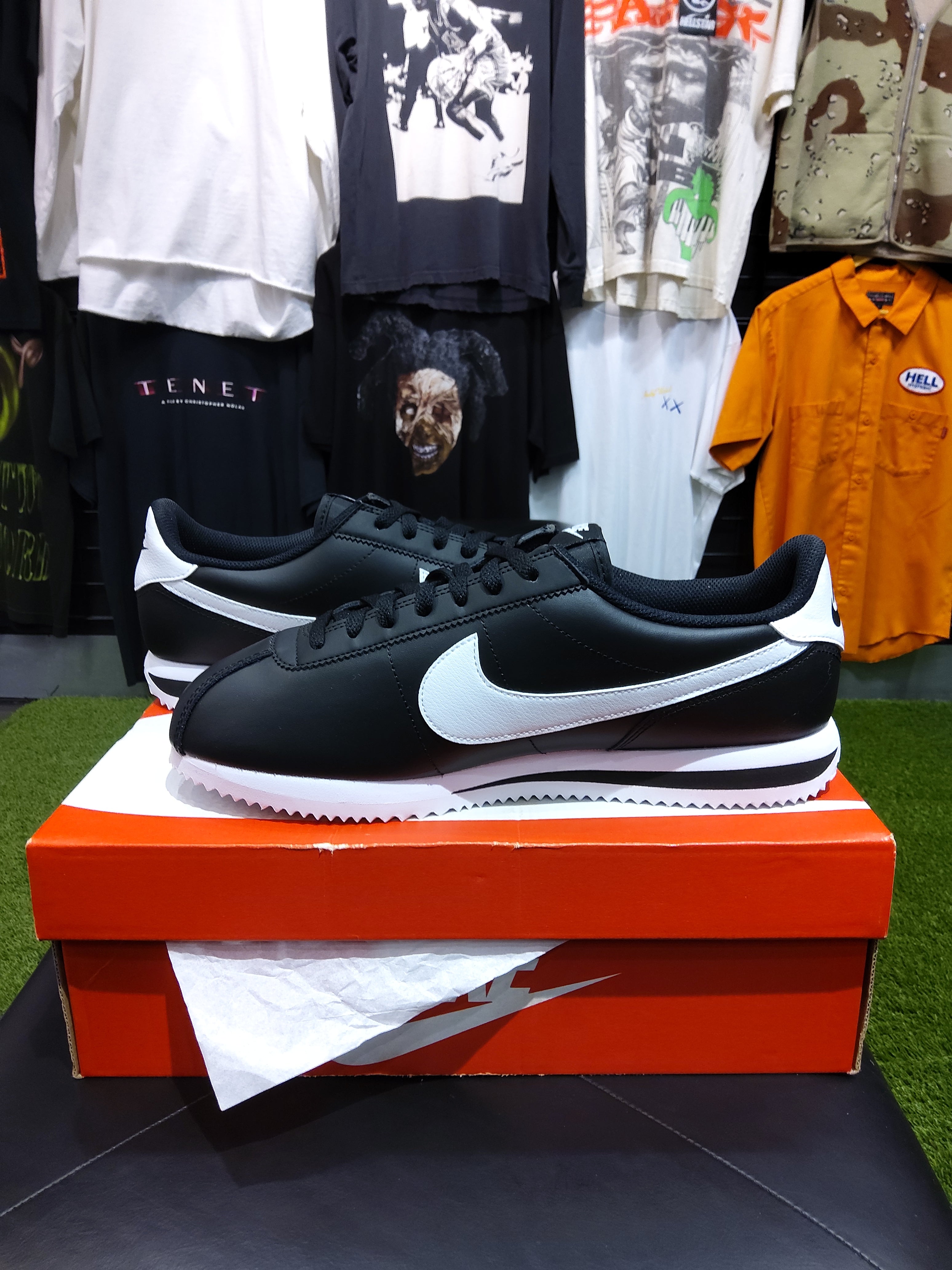 Nike Cortez Black White Size 10.5 Men's Shoes