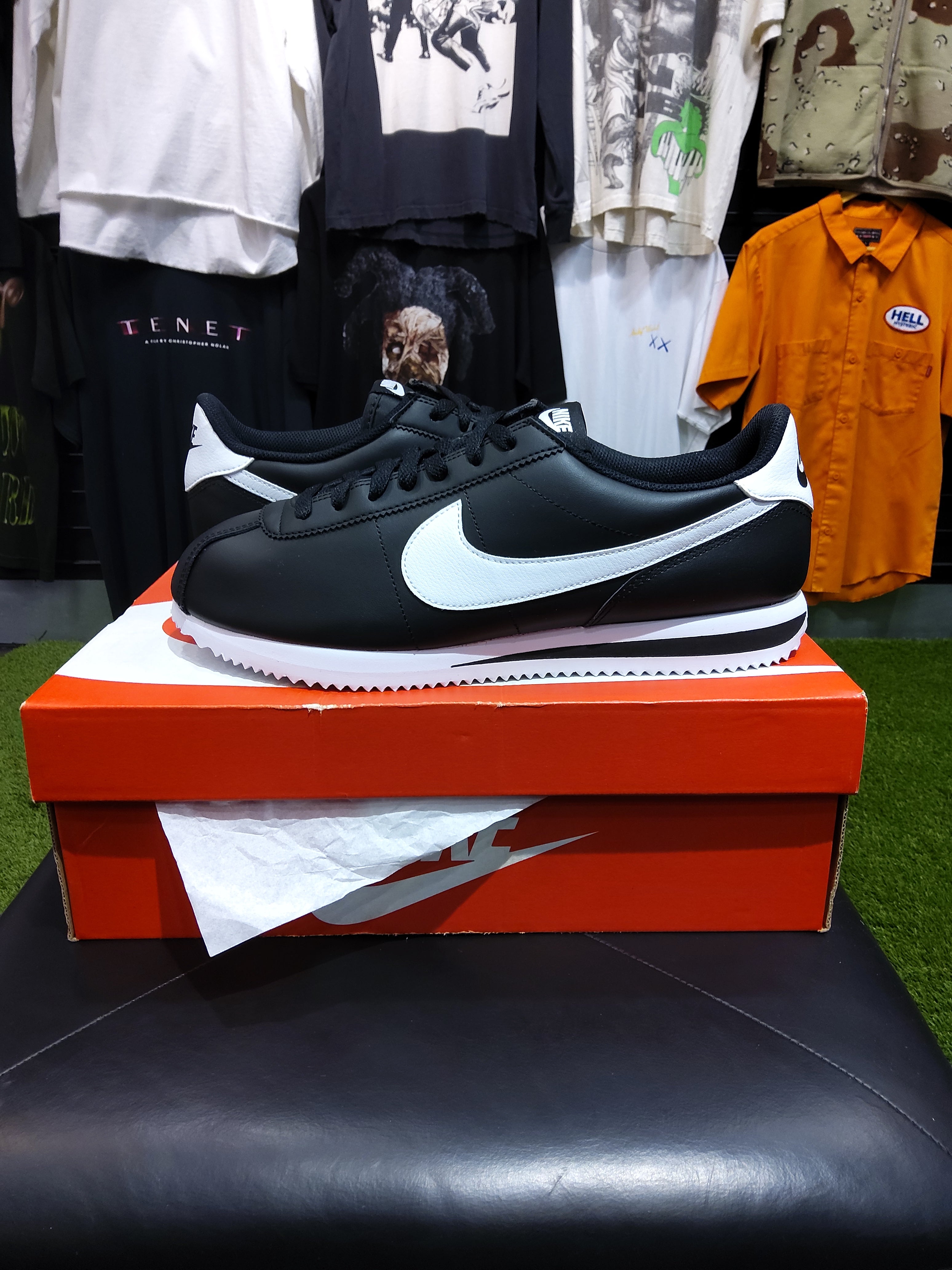 Nike Cortez Black White Size 10.5 Men's Shoes