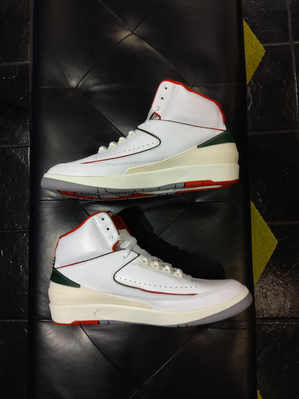 Air Jordan 2 Retro Origins size 13