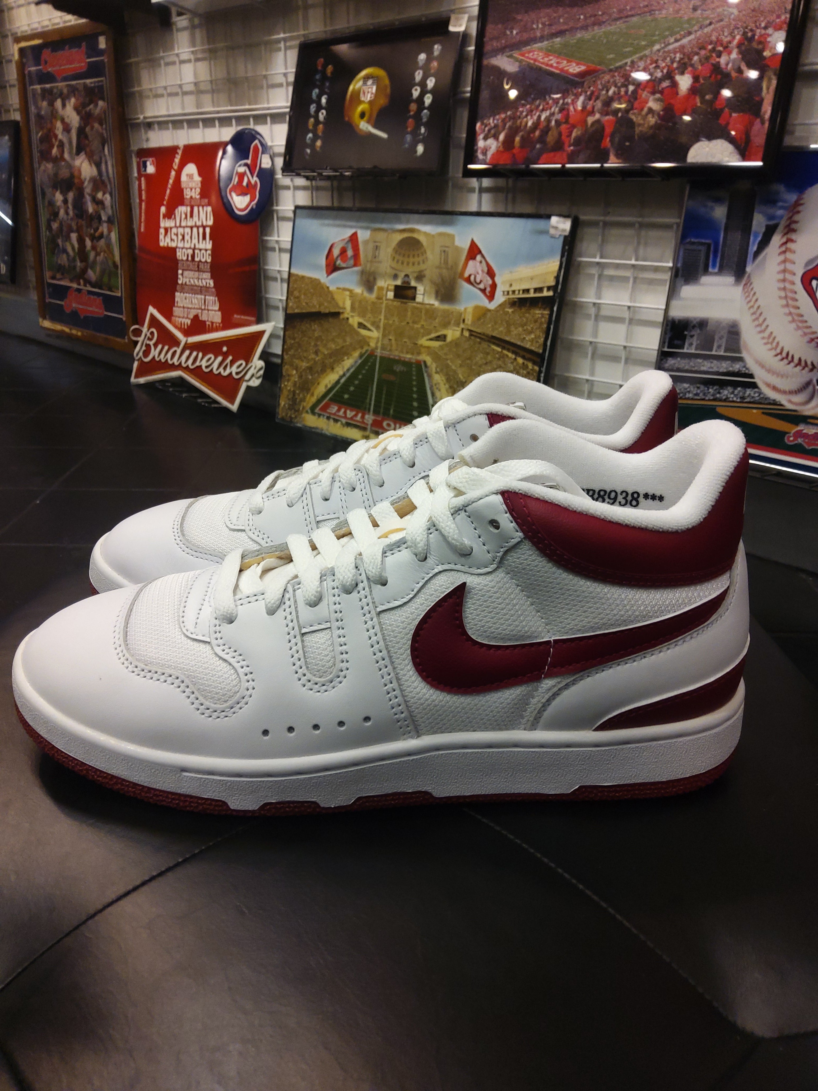 Nike Mac attack size 9