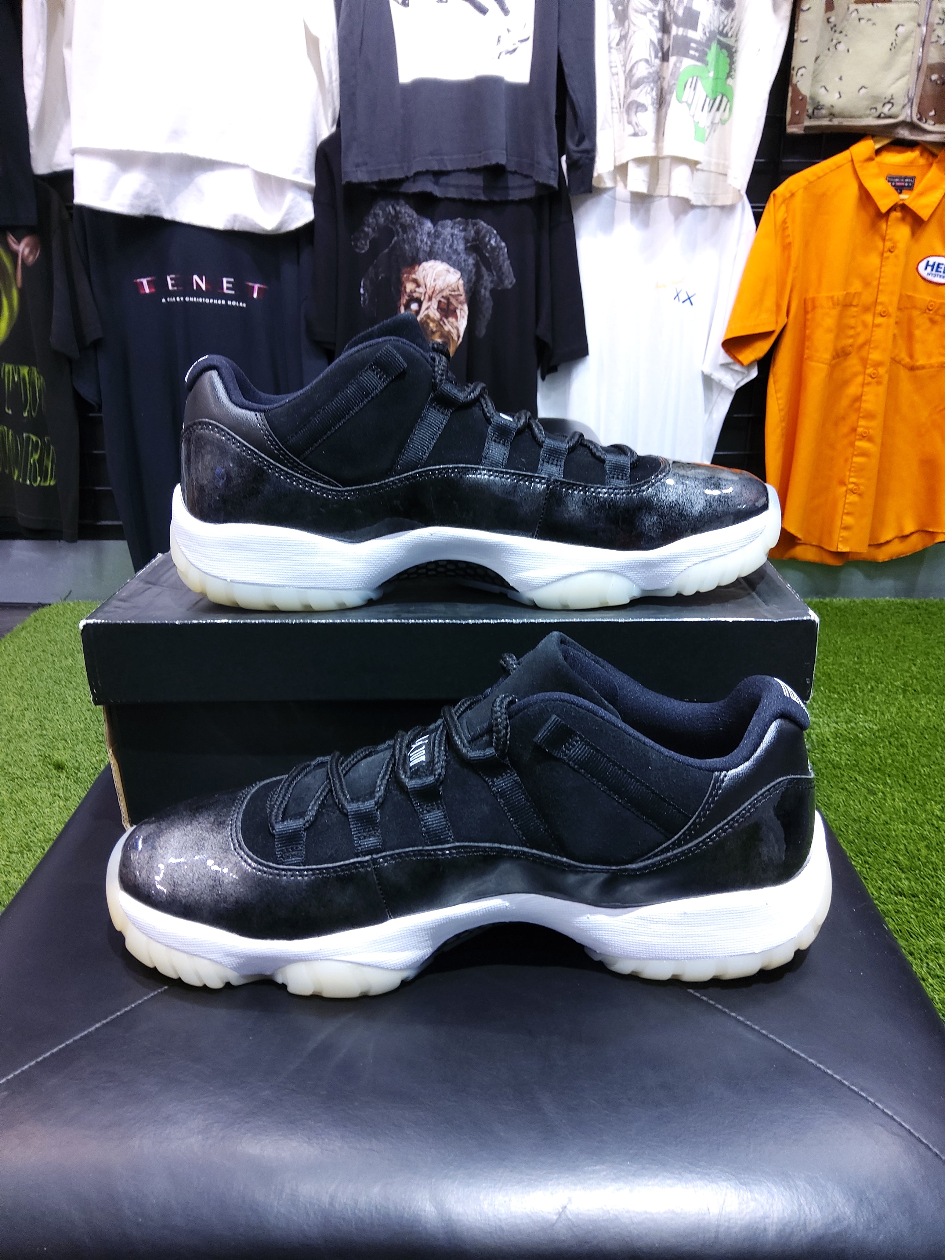 Air Jordan 11 Low Baron Size 10.5 Men's Shoes