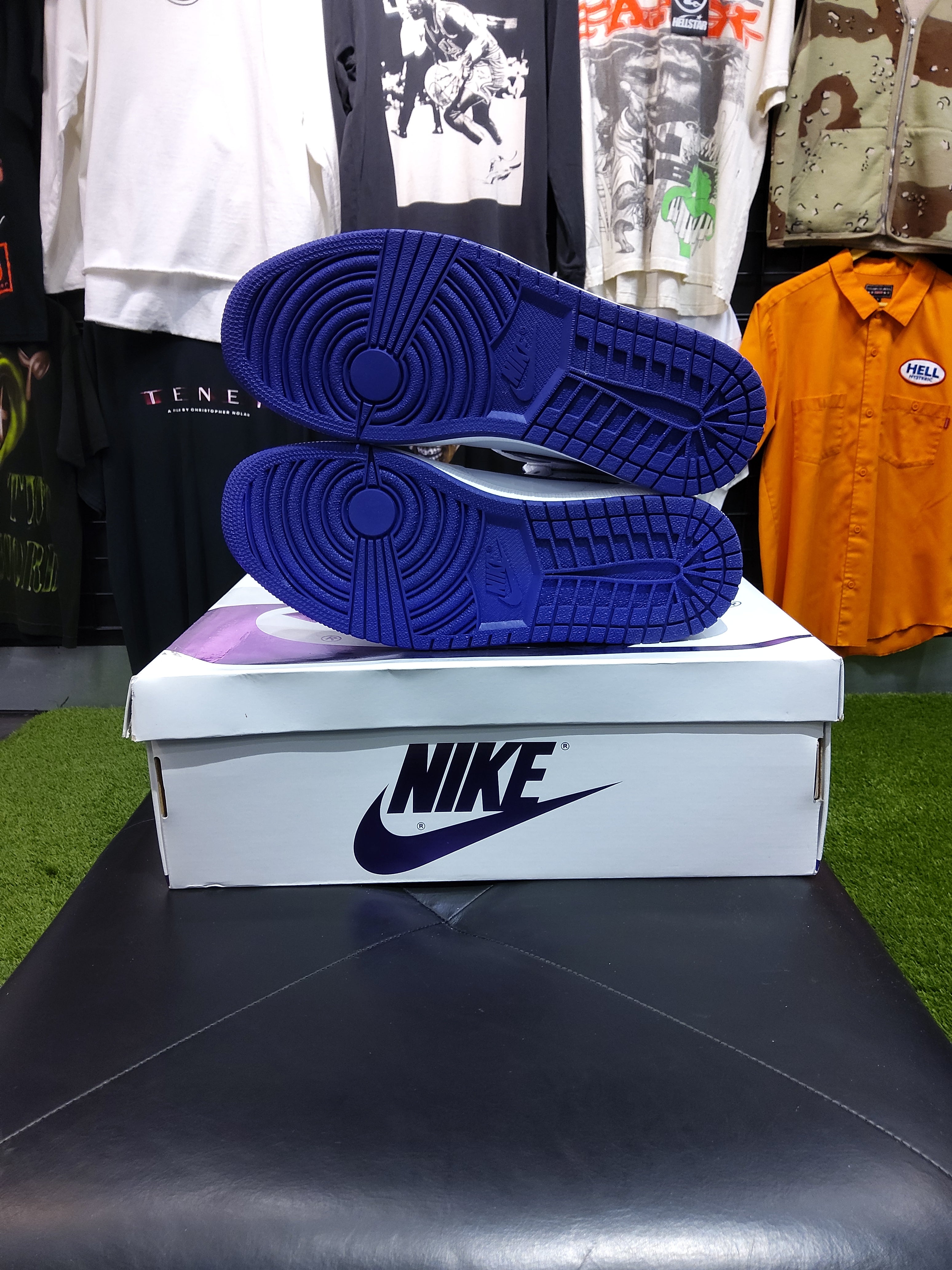 Air Jordan 1 High Court Purple Size 11 Women's Shoes