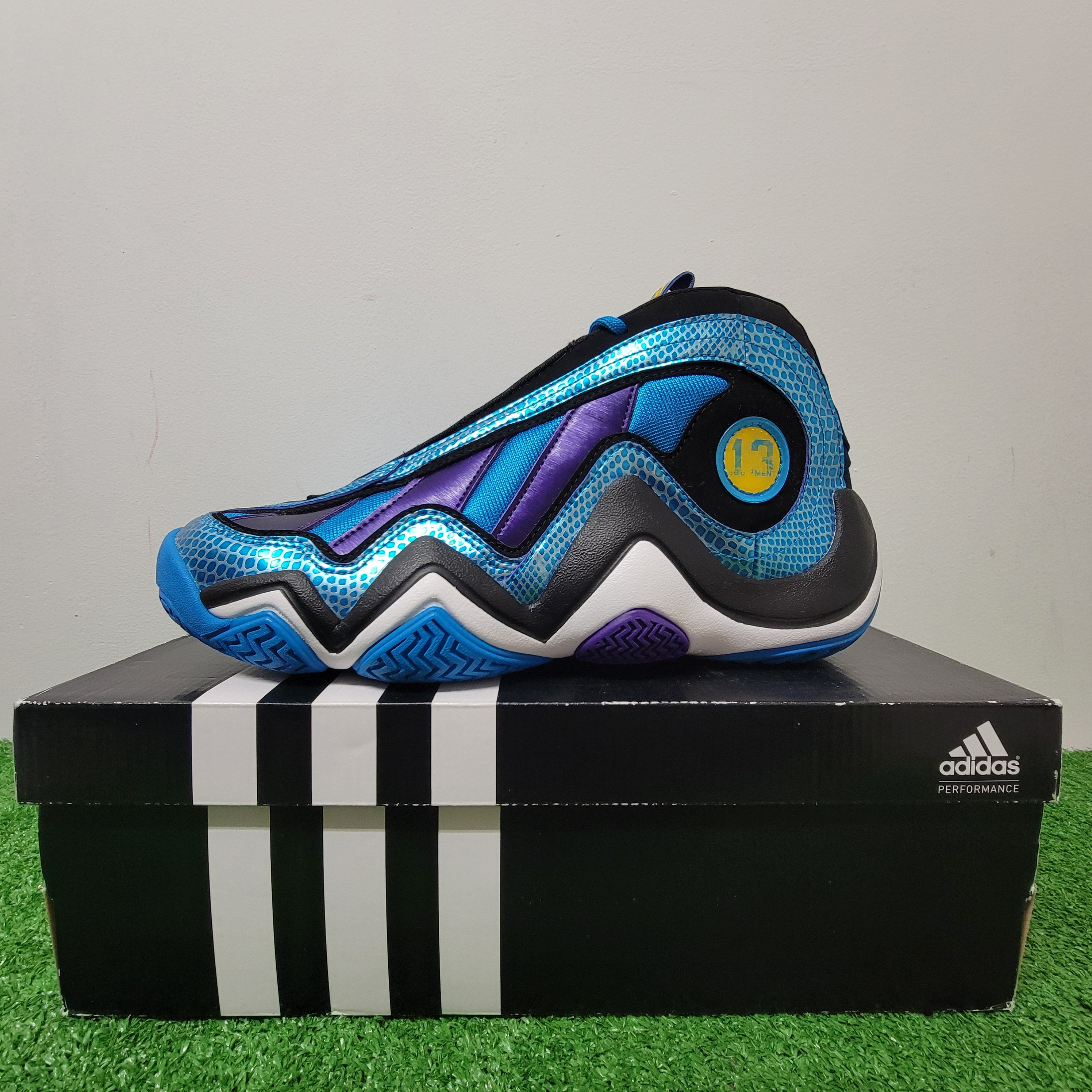 Adidas Crazy 97 Kobe Bryant Hornets Size 11 Men Shoes