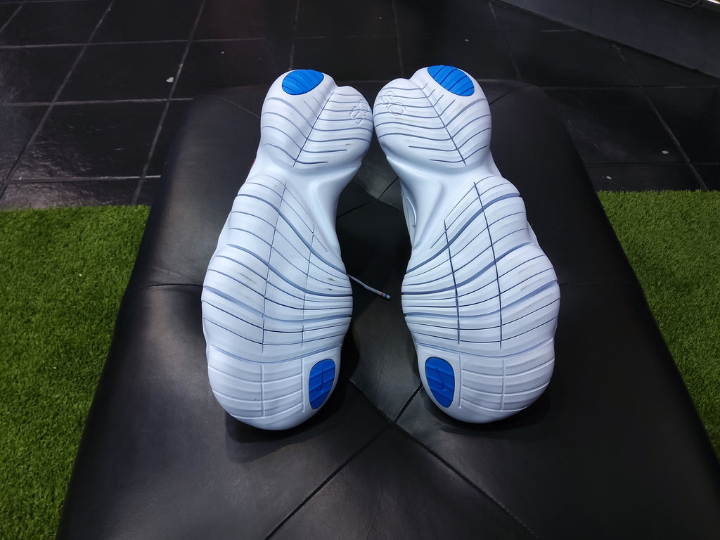 Nike Free Run Orbit 5.0 size 5y Grade School Shoes