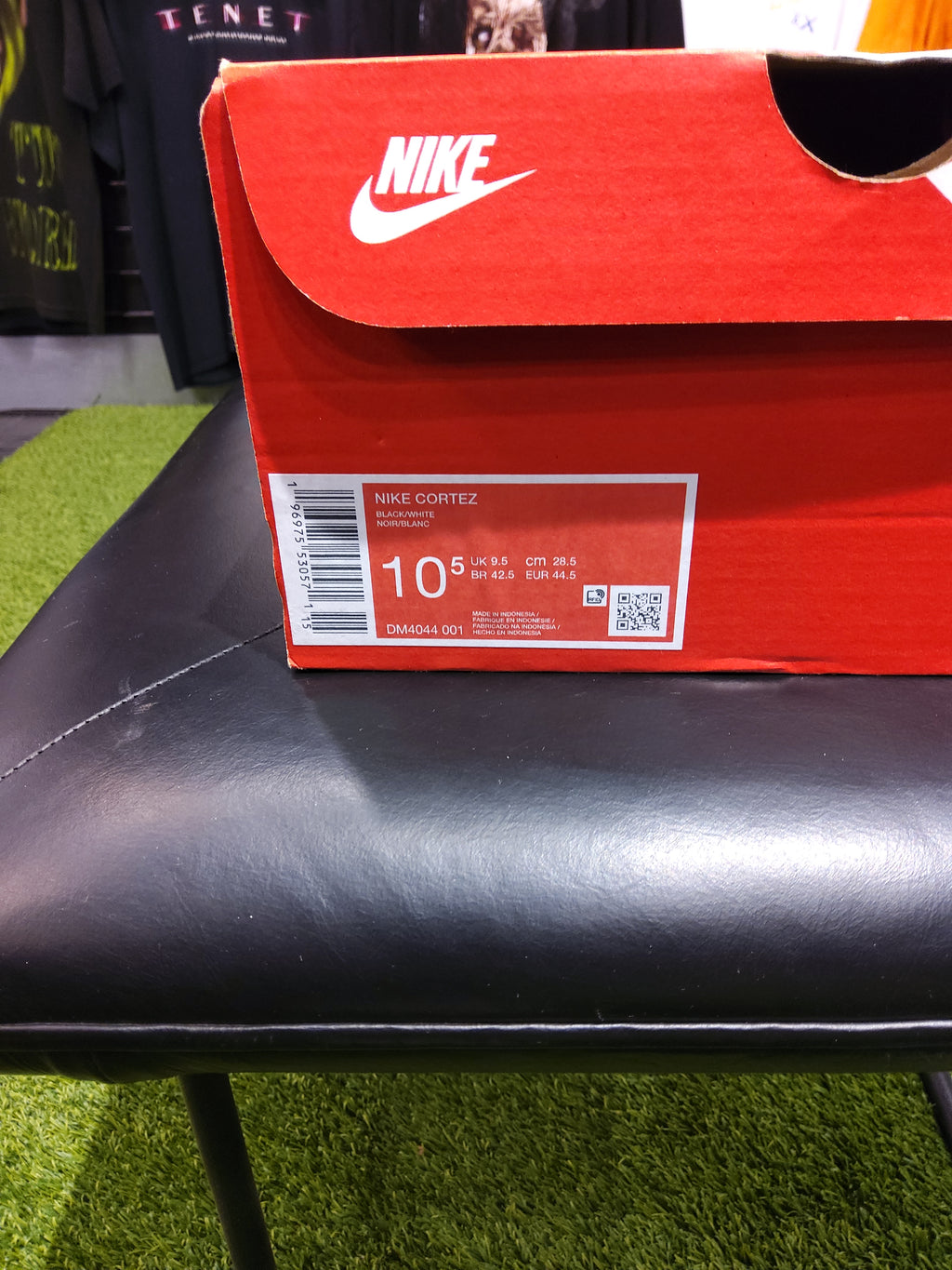 Nike Cortez Black White Size 10.5 Men's Shoes