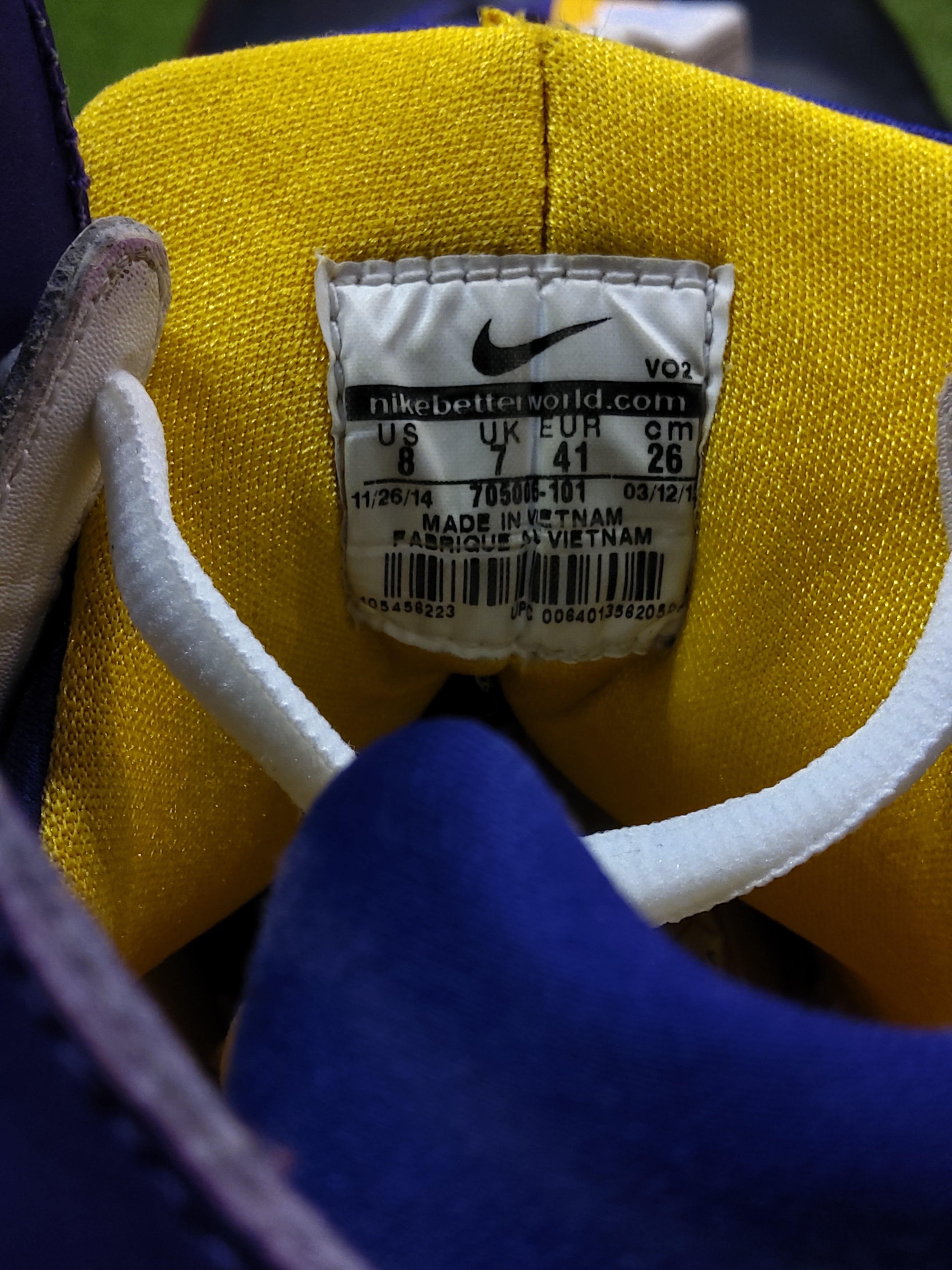 Nike Air huarache Lakers size 8 men's shoes