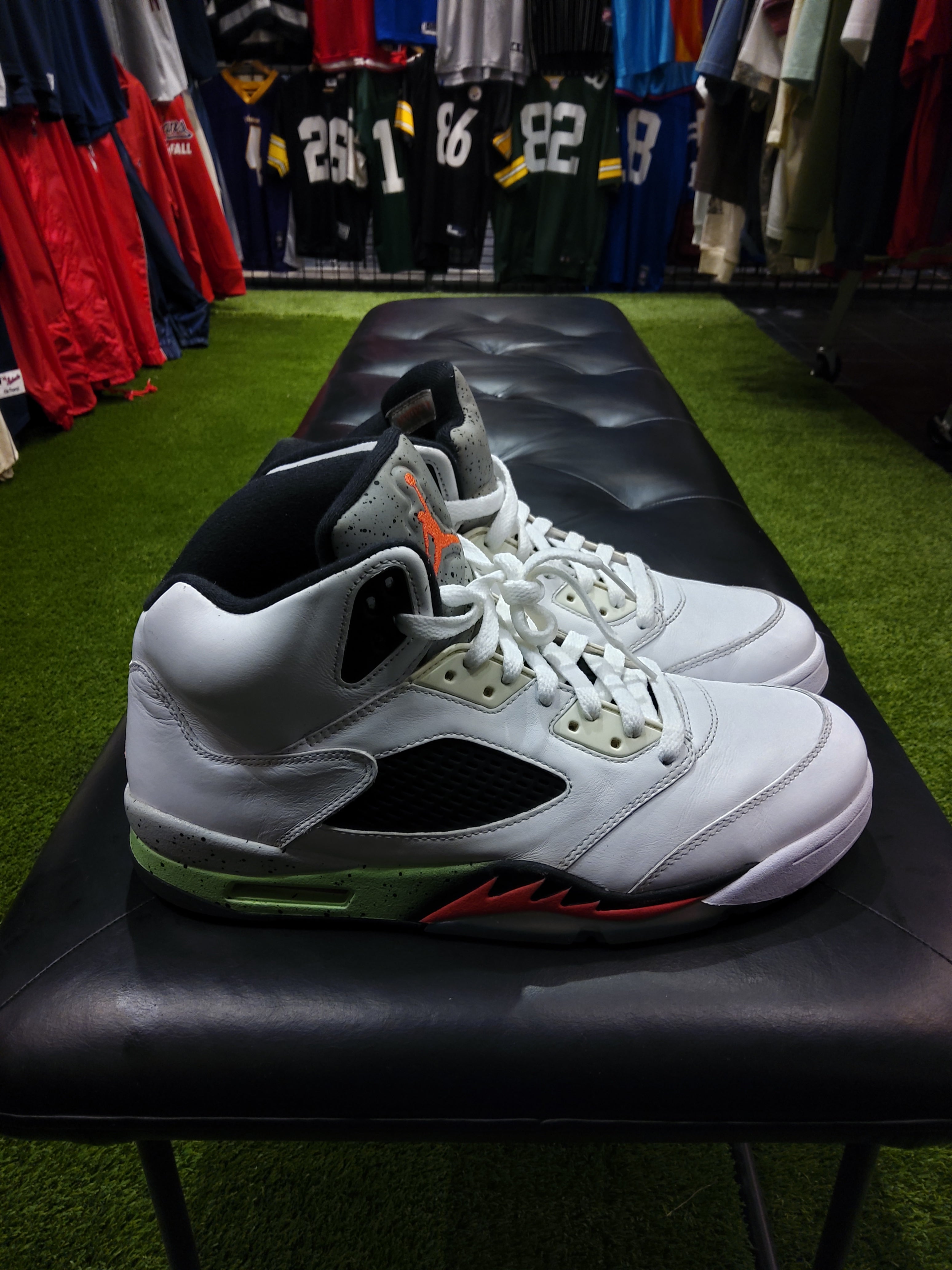 Air jordan 5 Retro poison green size 11.5