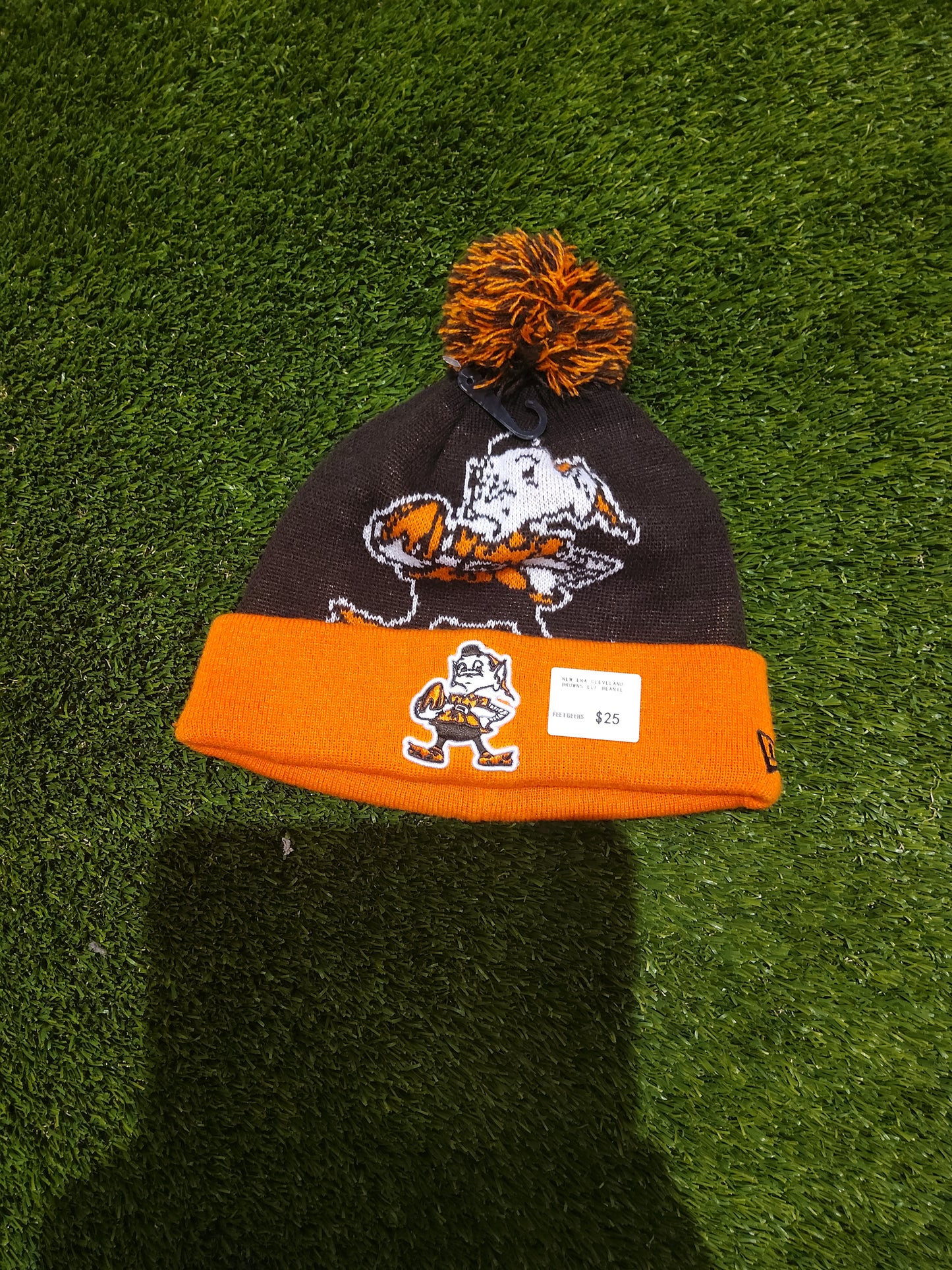 New Era Cleveland Browns Elf Beanie