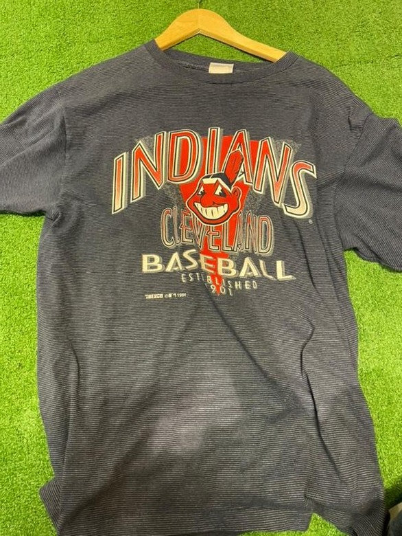 Vintage Cleveland Indians Striped T Shirt Size XL