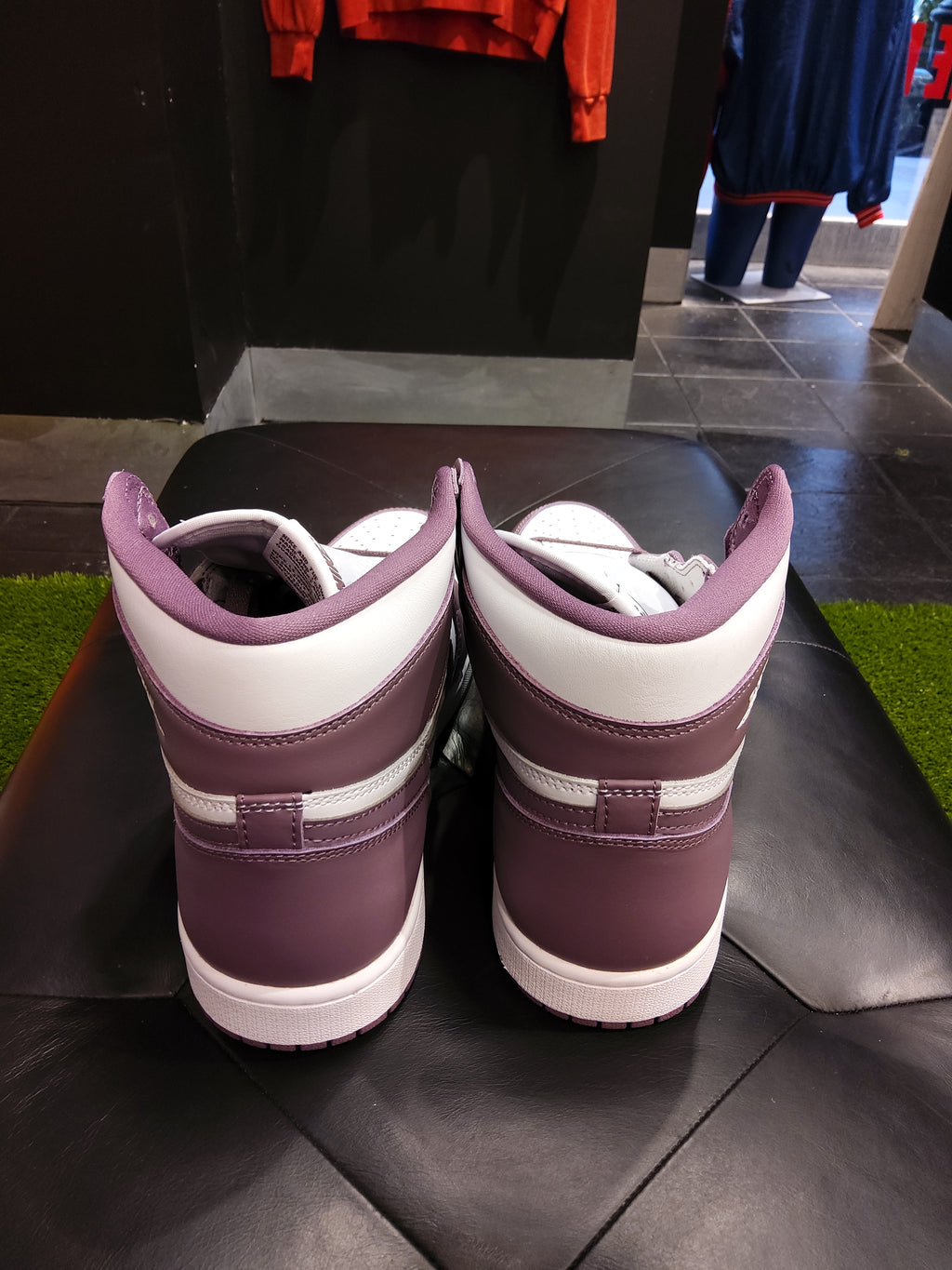 Nike Air Jordan 1 High Retro Mauve size 10.5