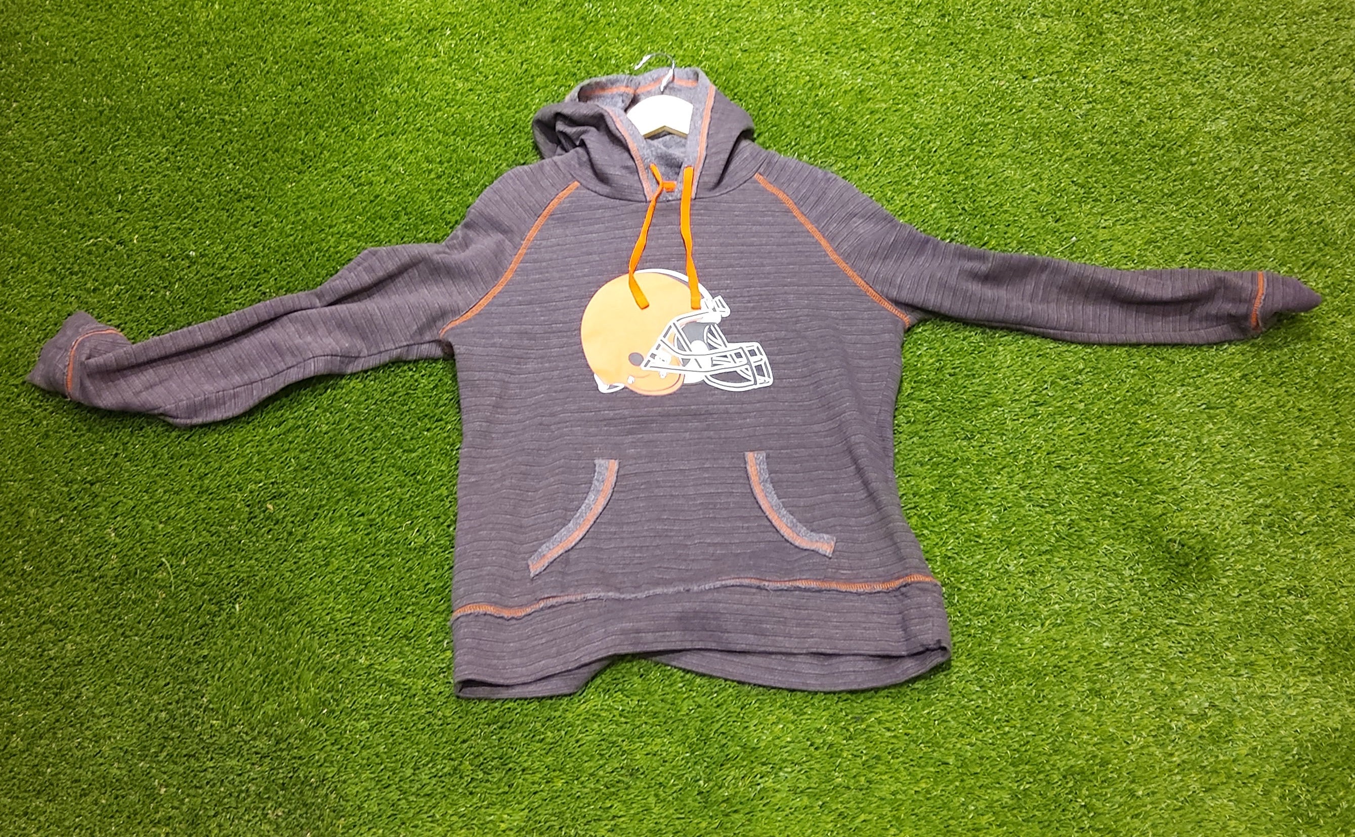 NFL Team Cleveland Browns Women's Hoodie size Medium