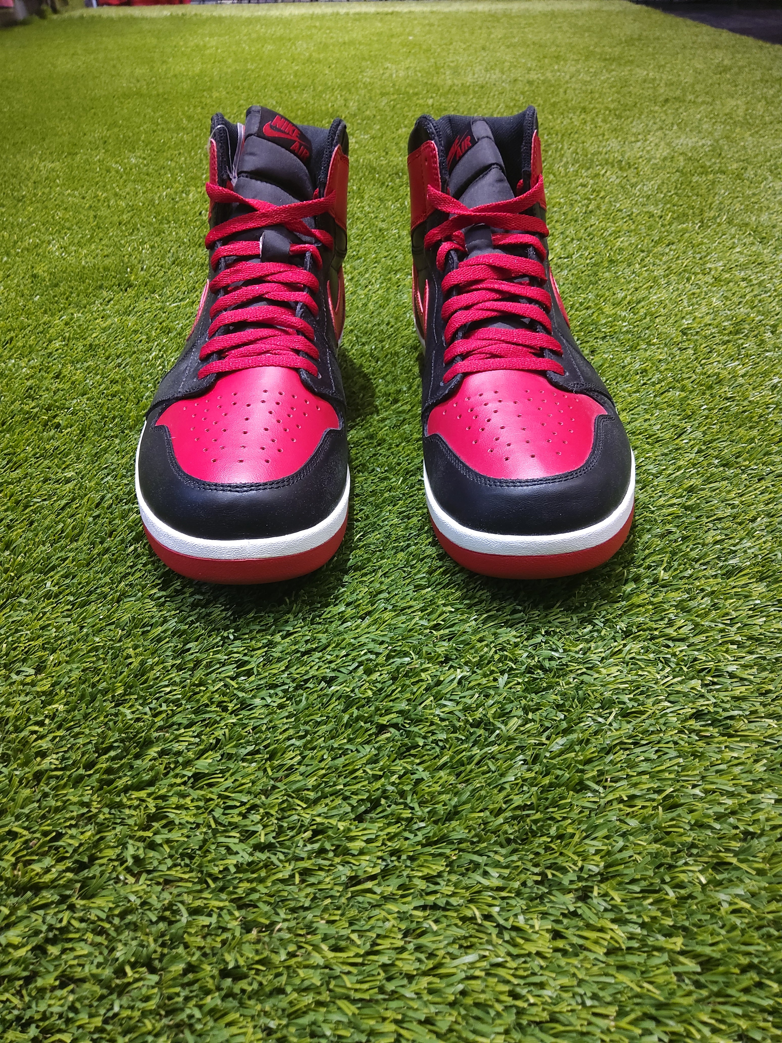 Jordan 1.5 return bred size 12 shoe