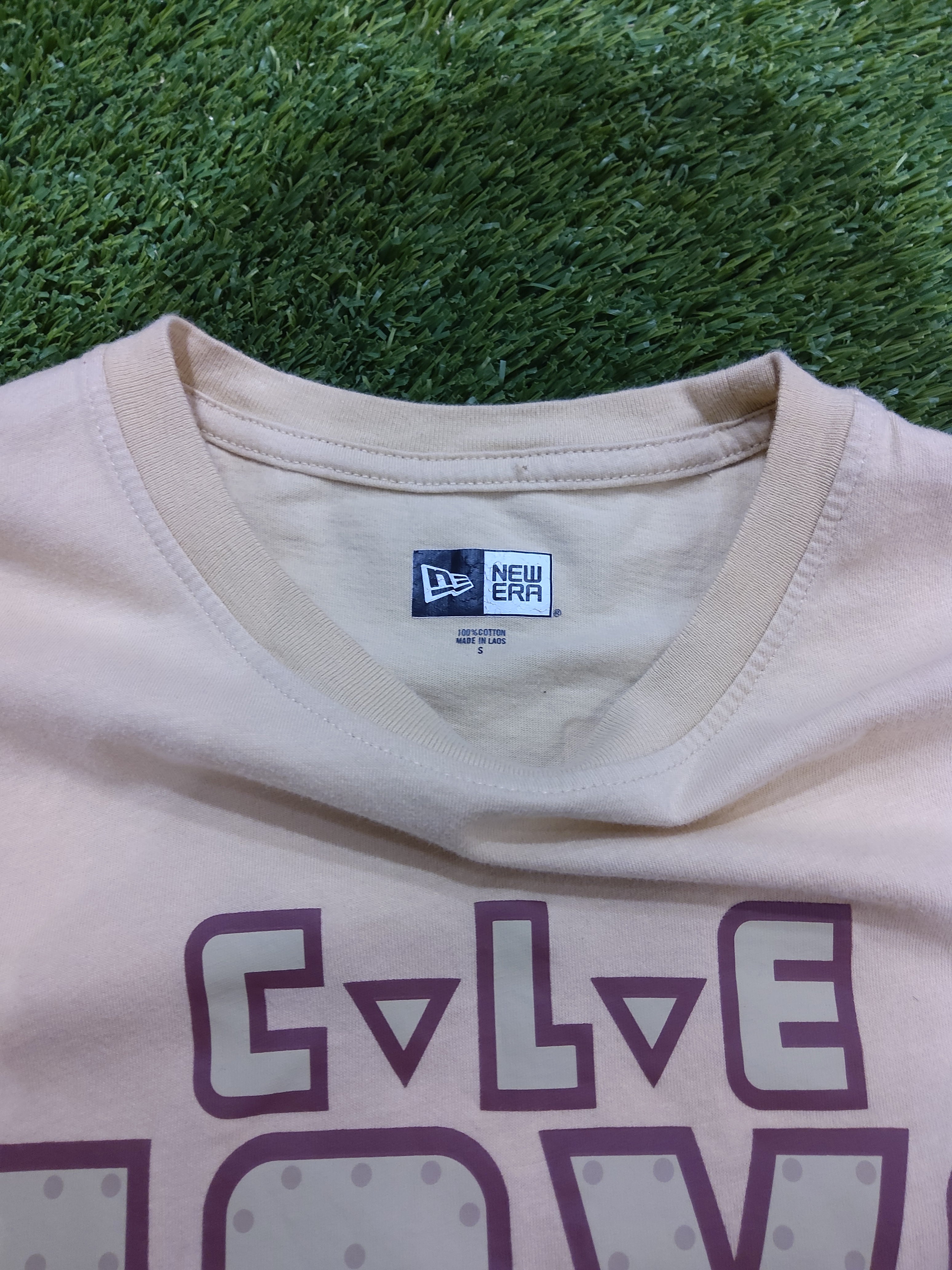 New Era Donavan Mitchell #45 Gold Tee Size Small