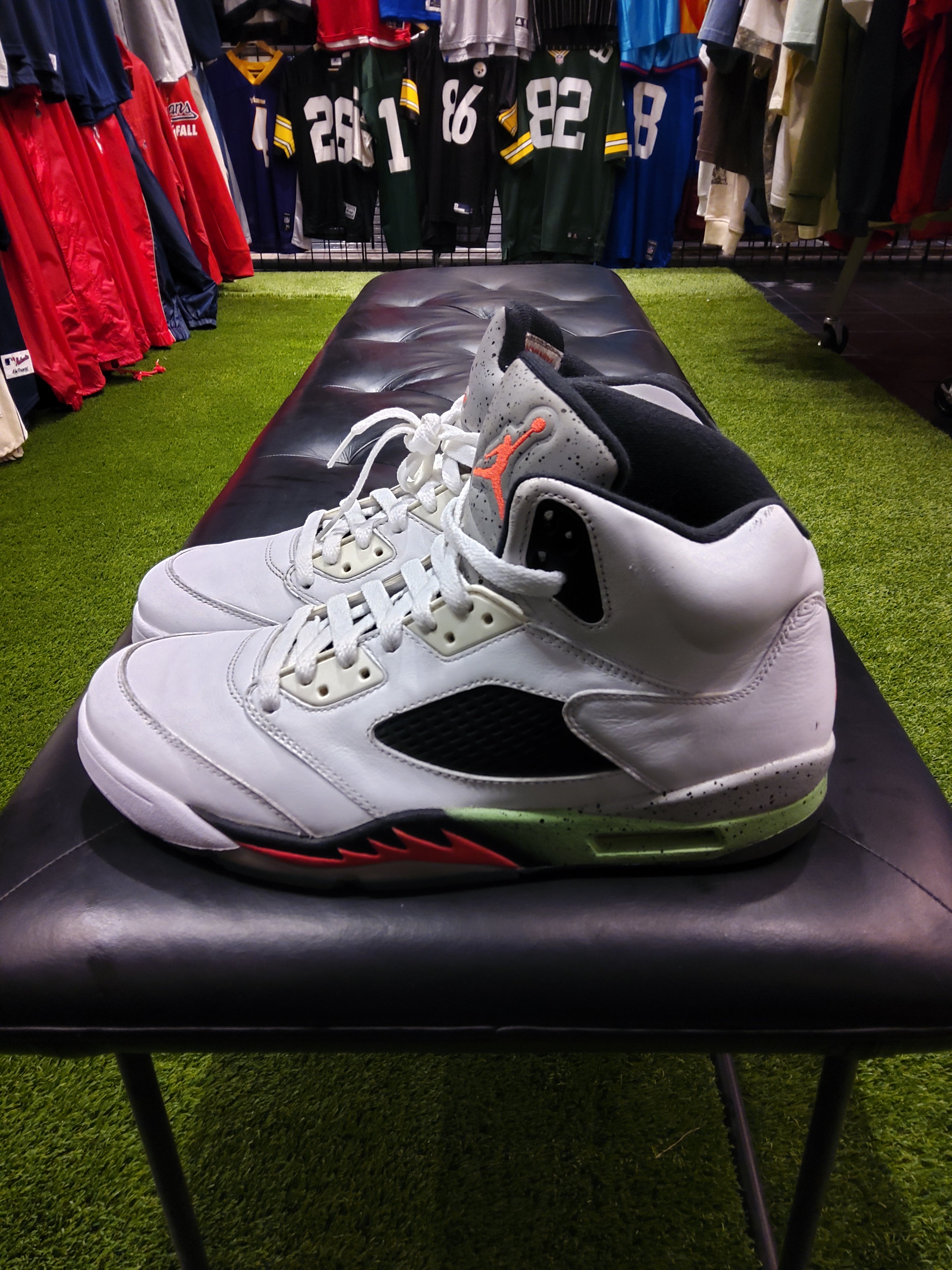 Air jordan 5 Retro poison green size 11.5