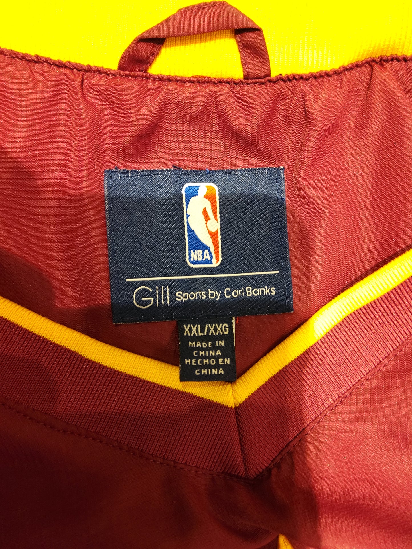 GIII sports cavs pullover size XXL