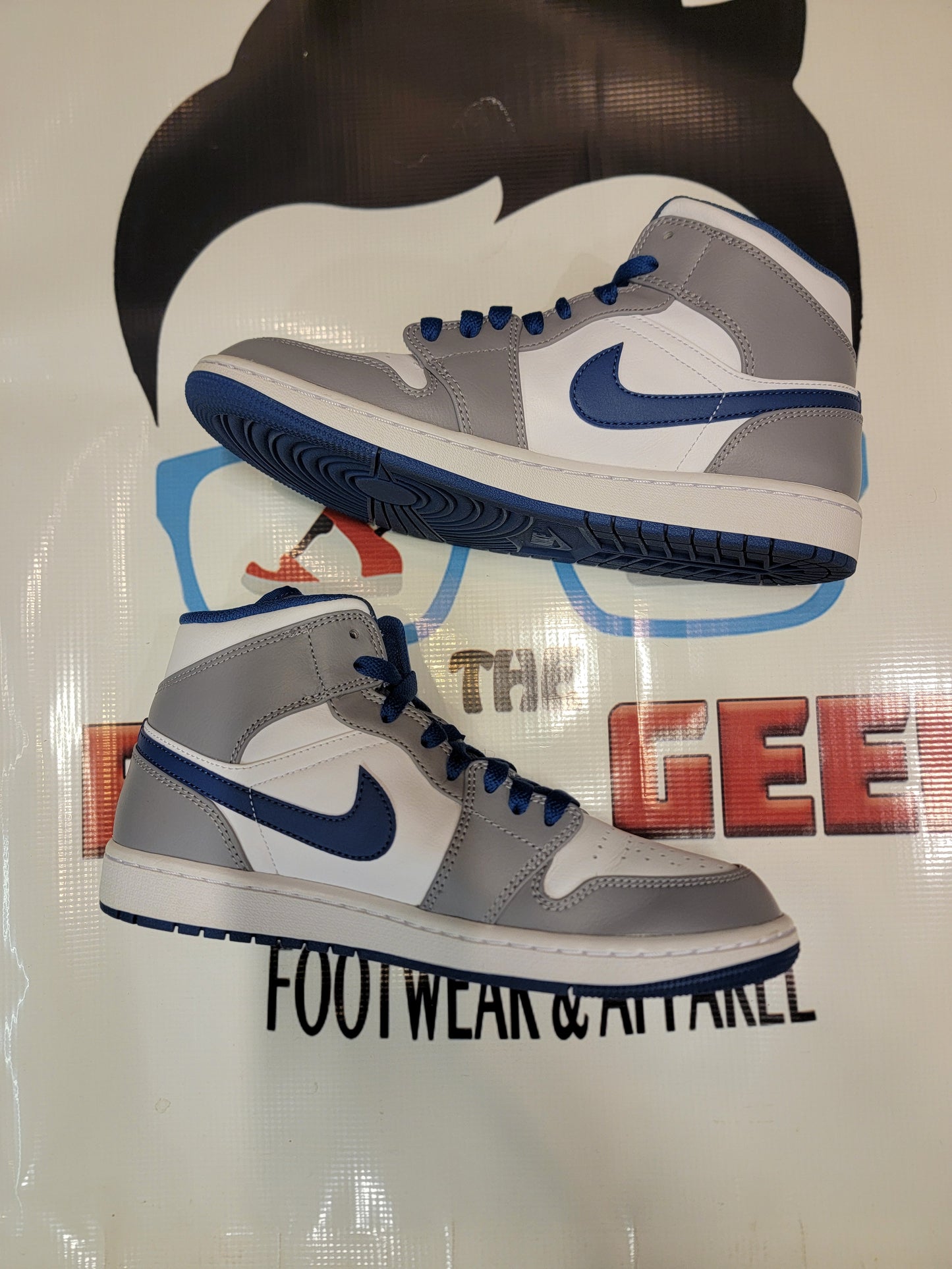 Air Jordan 1 Mid True Blue Size 9 Men Shoes