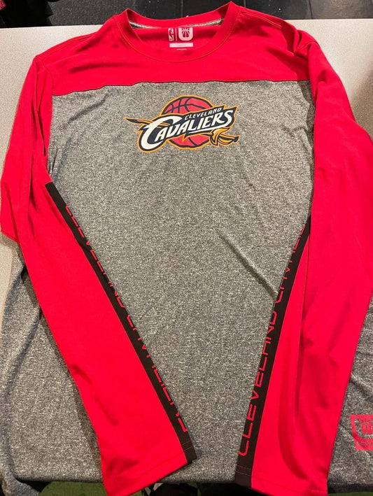 Cavs NBA Longsleeve size Large