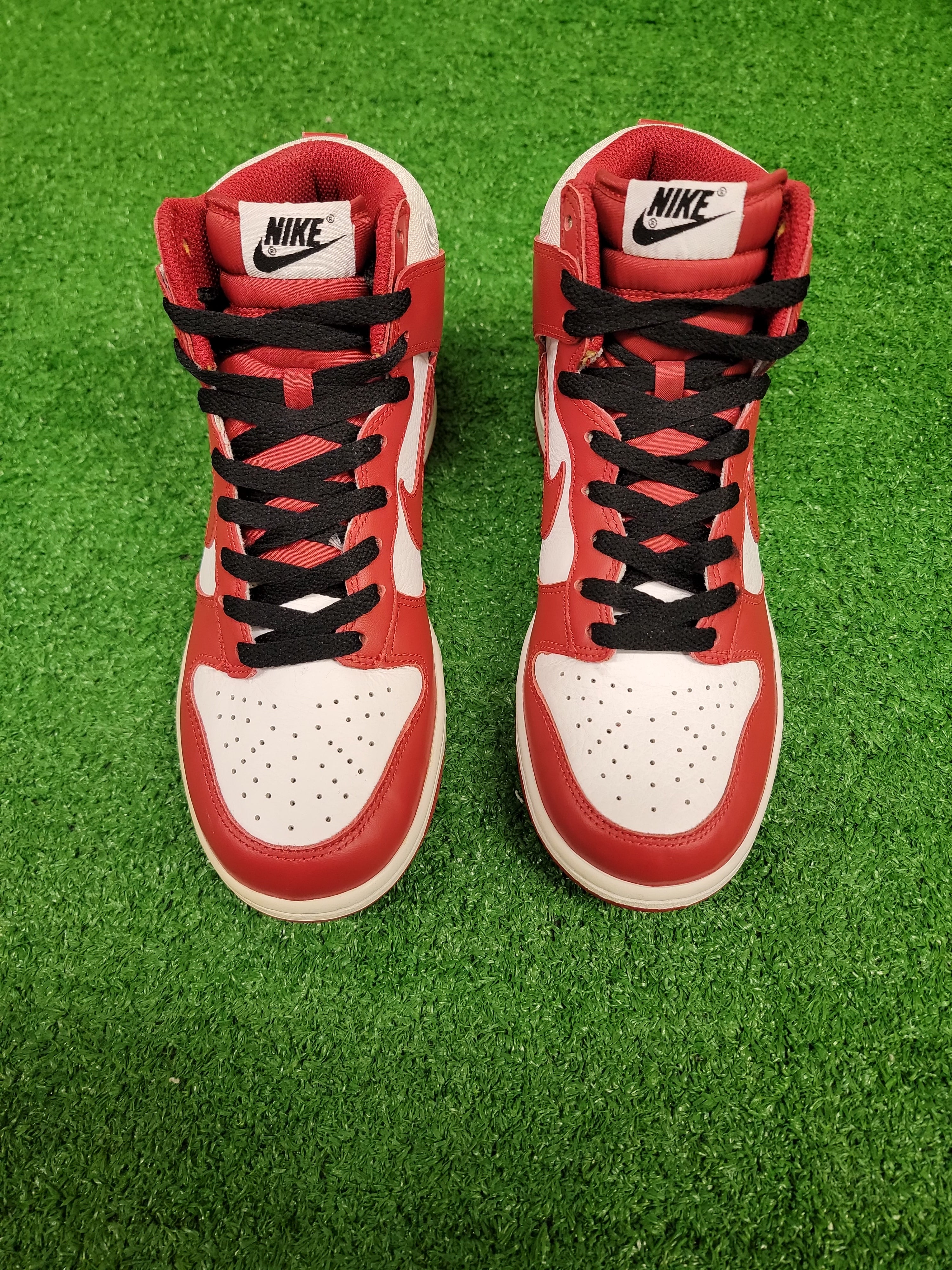 Pre Owned Nike Dunk High 2009 University Red size 8