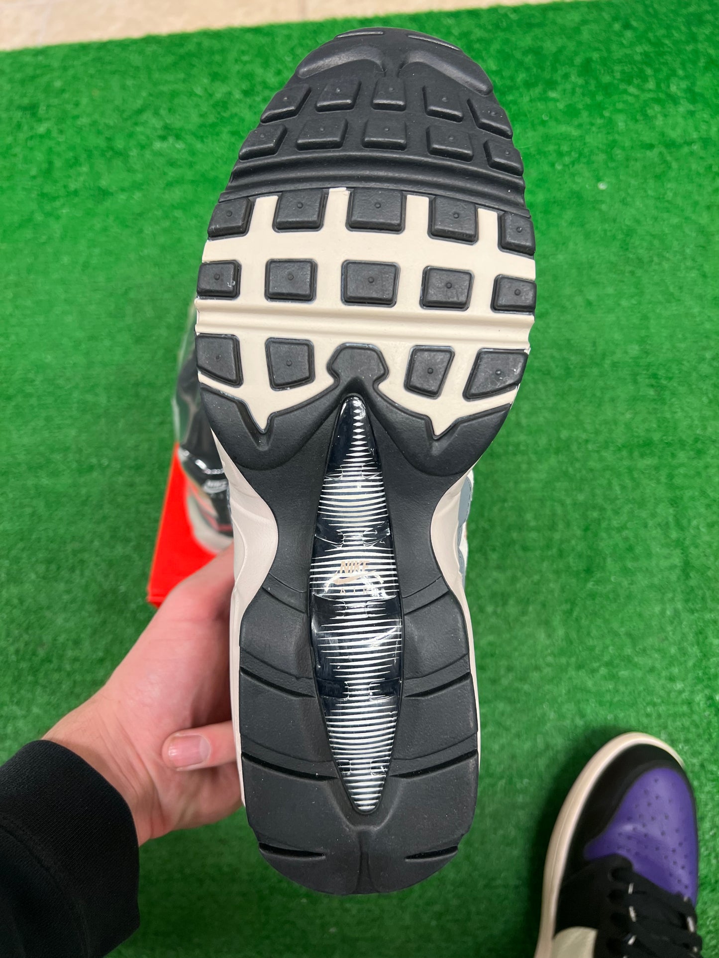 Men’s Nike Air Max 95 Black Beige Grey size 8