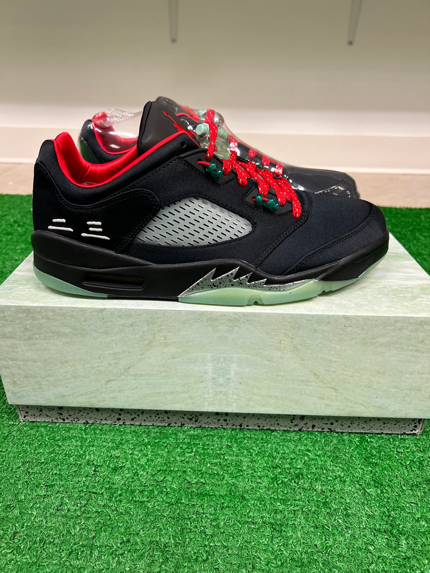 Men’s Air Jordan 5 low retro clot multiple sizes men’s shoe new