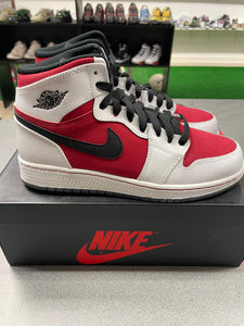 Pre owned Nike Air Jordan 1 High Carmine Grade school shoes with og box