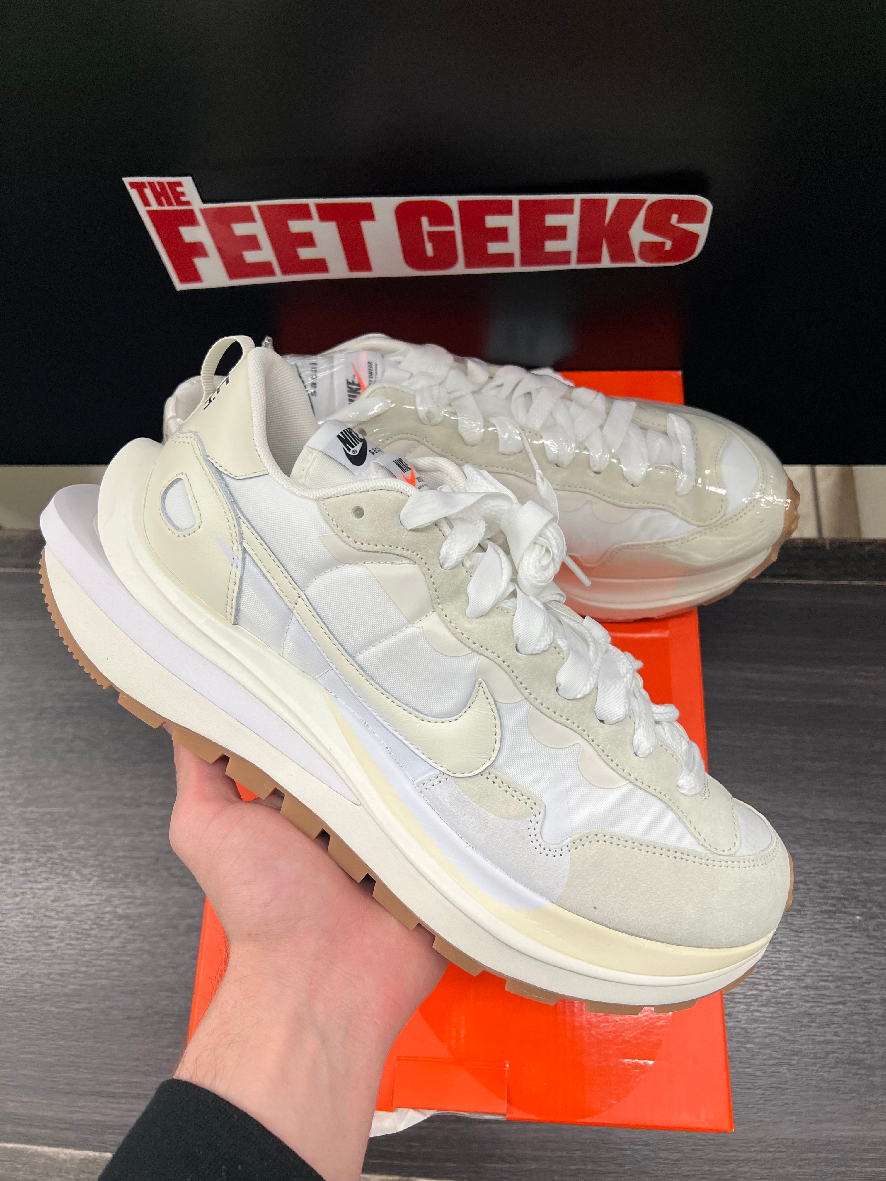 Nike Sacai Vaporwaffle white/gum men’s shoe