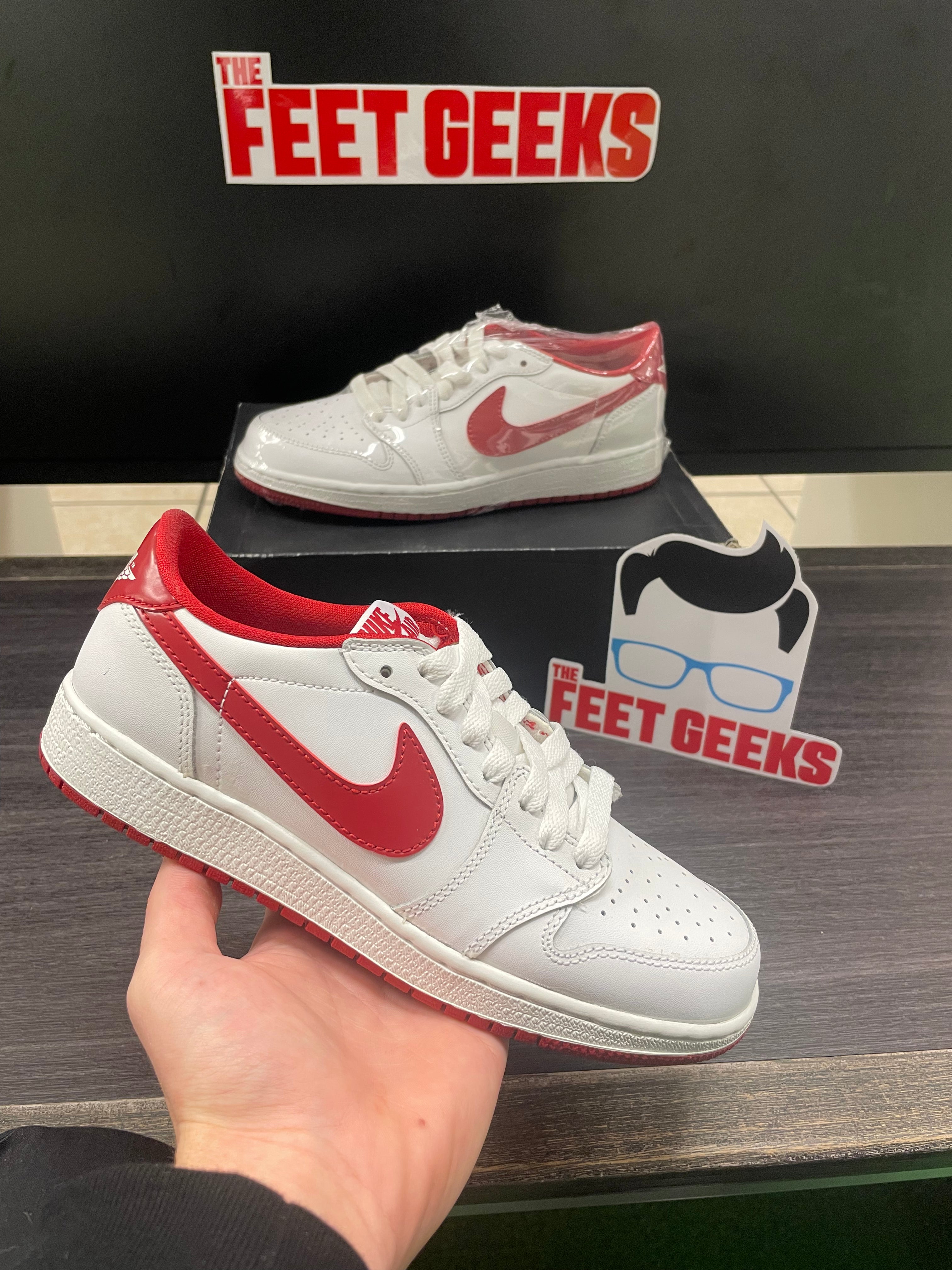 Air Jordan 1 low white/varsity red gs shoe new